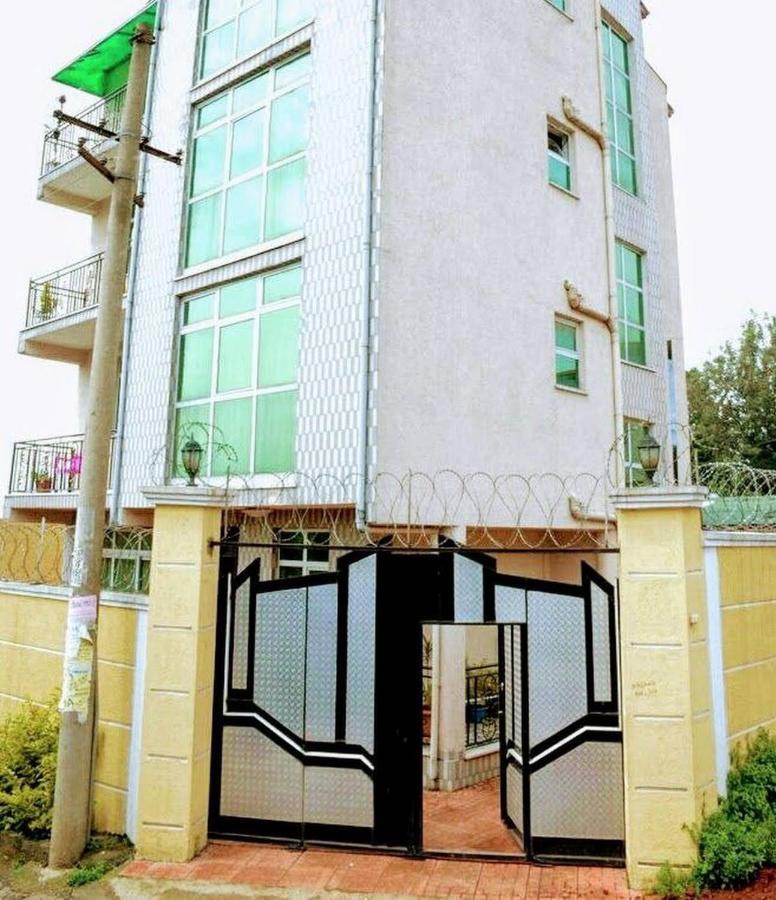 Keba Guest House Adís Abeba Exterior foto